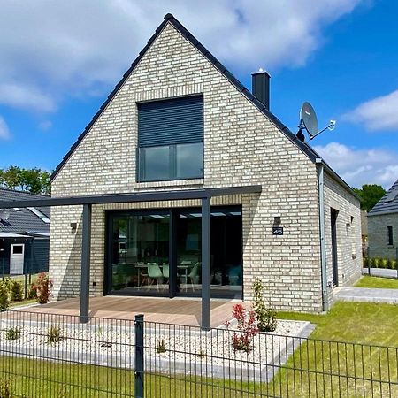 Ferienhaus Seestern Am Harkebruegger See Mit Sauna Und Kamin Barssel  Luaran gambar