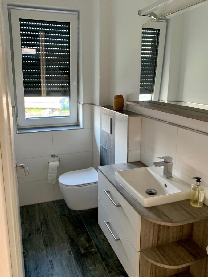 Ferienhaus Seestern Am Harkebruegger See Mit Sauna Und Kamin Barssel  Luaran gambar